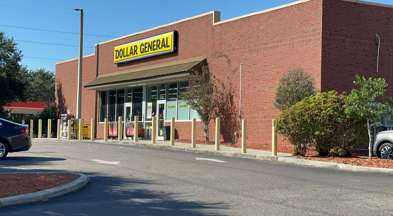 Deltona city leaders discuss moratorium on smallbox stores